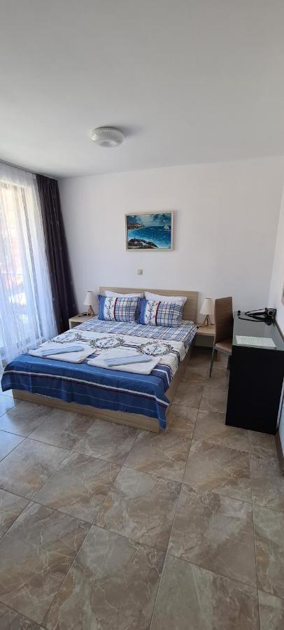 Guesthouse Odesos โซโซโปล ภายนอก รูปภาพ
