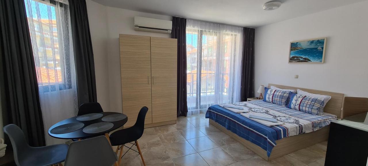 Guesthouse Odesos โซโซโปล ภายนอก รูปภาพ