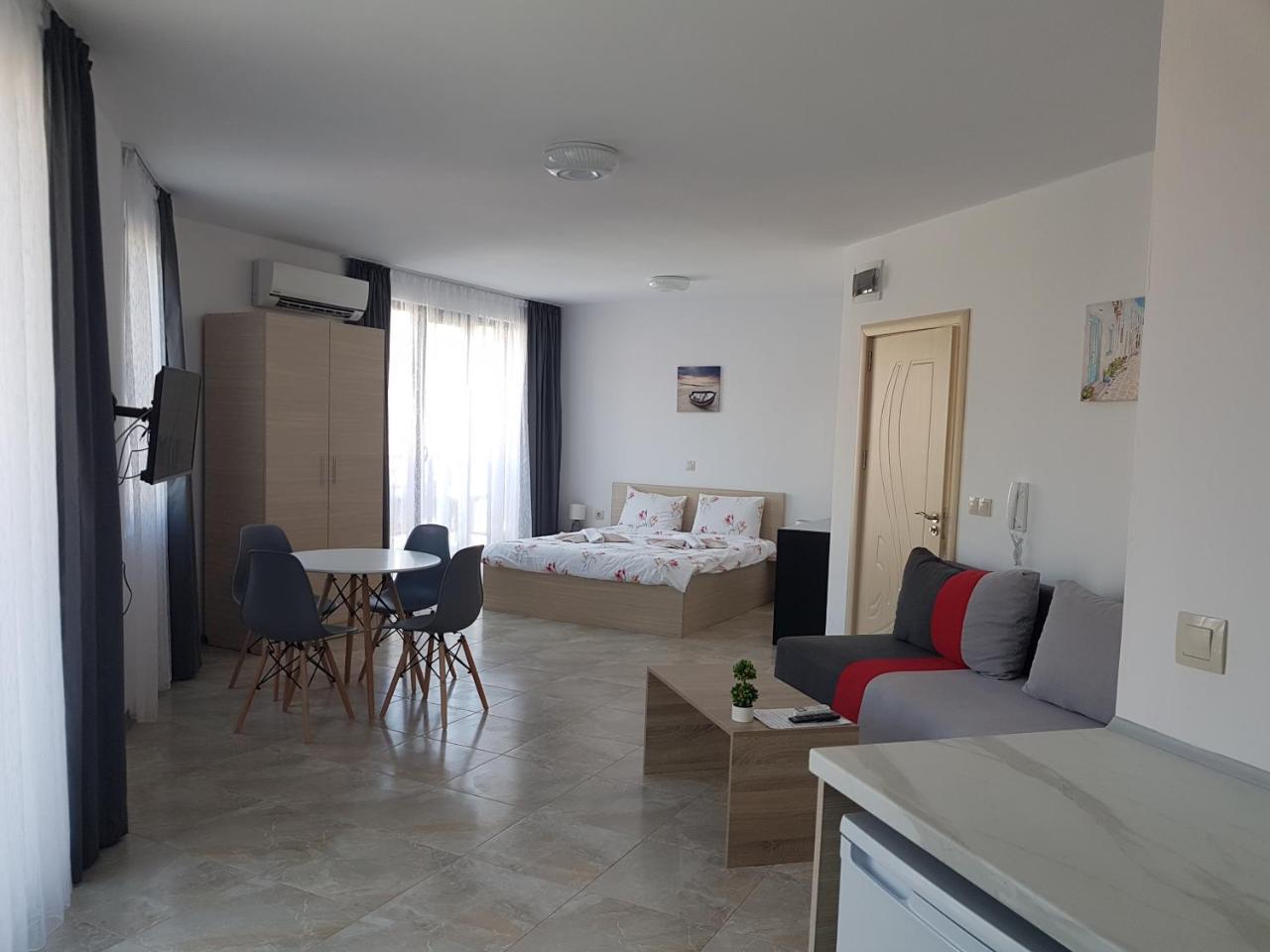 Guesthouse Odesos โซโซโปล ภายนอก รูปภาพ