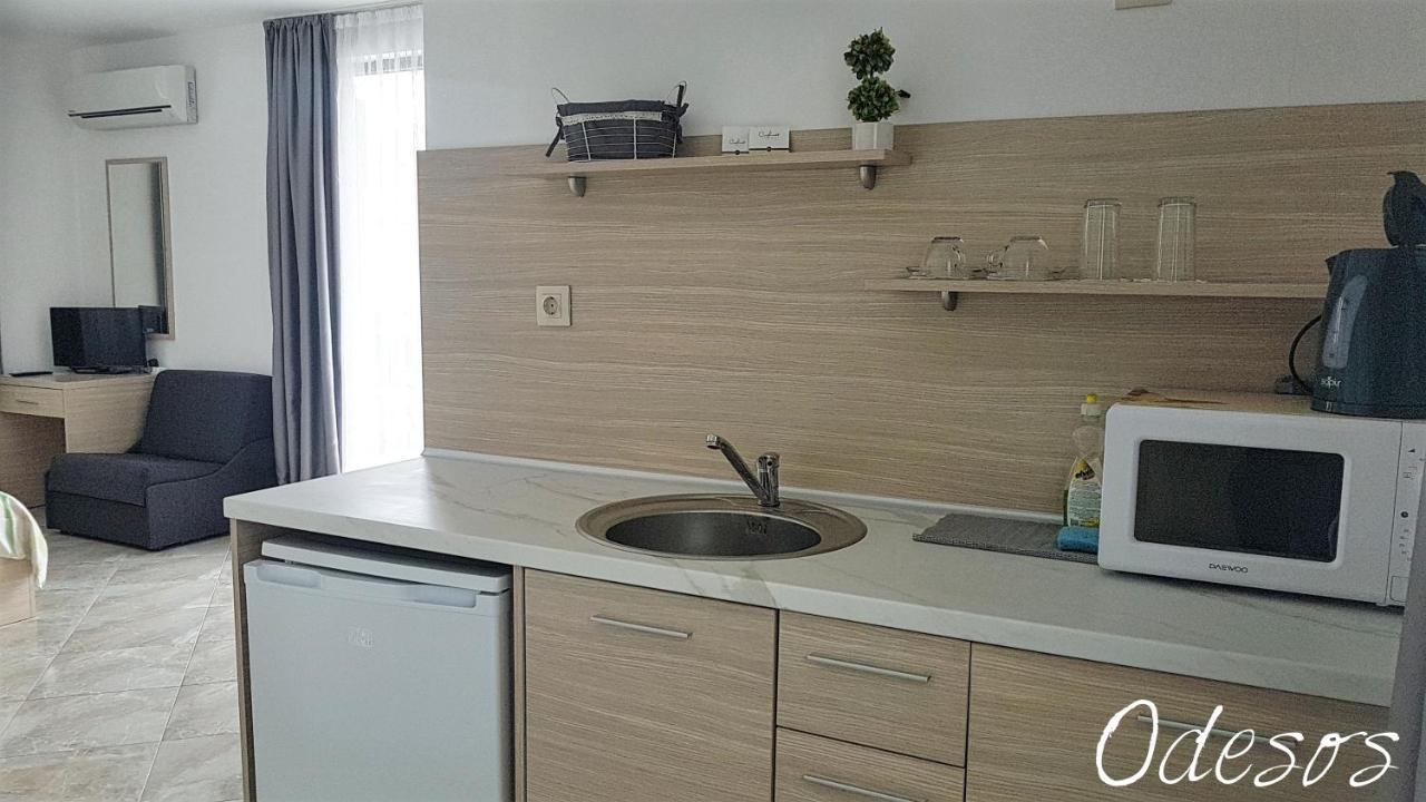 Guesthouse Odesos โซโซโปล ภายนอก รูปภาพ
