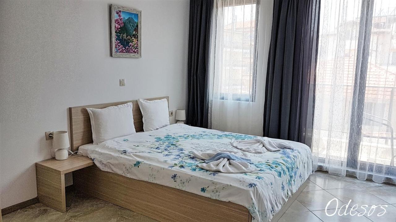 Guesthouse Odesos โซโซโปล ภายนอก รูปภาพ